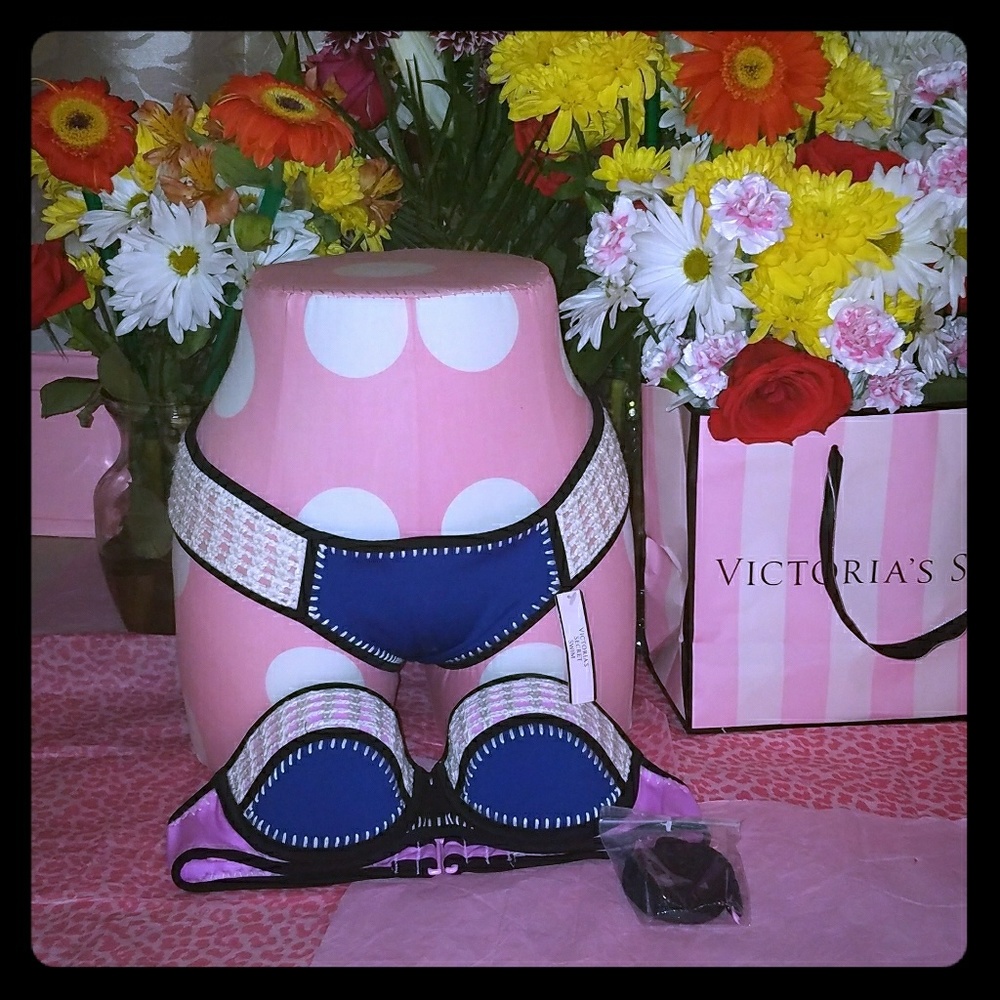 Victoria's Secret bikini top 34A bottoms size Sm